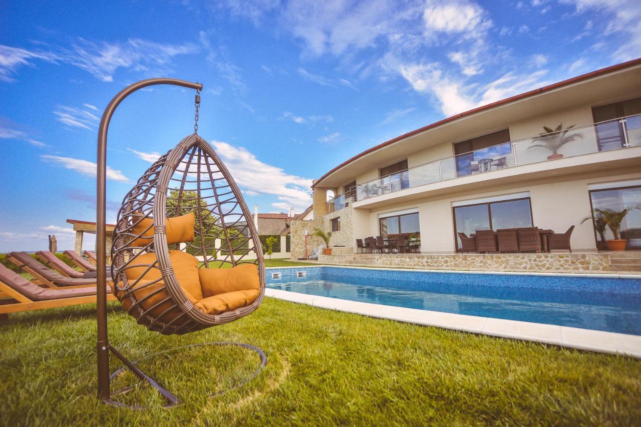 Casa Miralago Boutique Adults Only Tulcea Exteriör bild