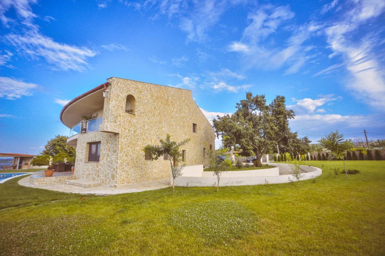 Casa Miralago Boutique Adults Only Tulcea Exteriör bild
