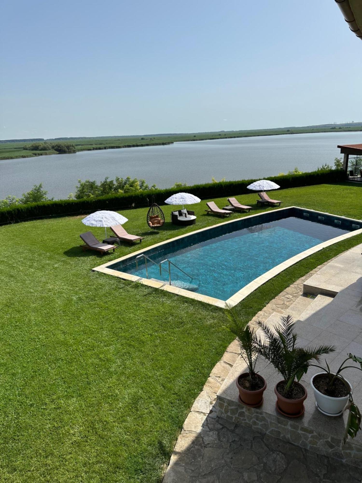 Casa Miralago Boutique Adults Only Tulcea Exteriör bild