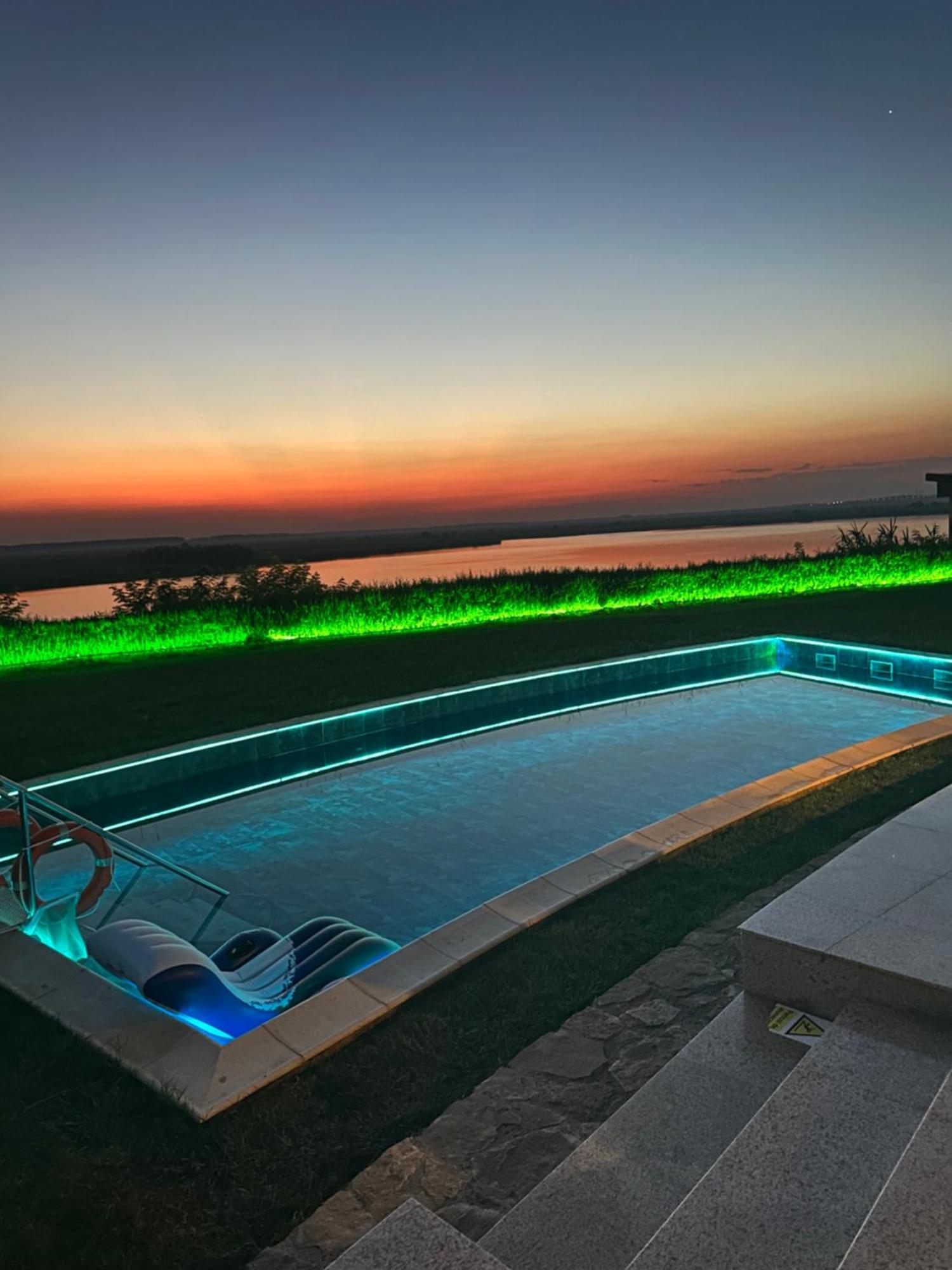 Casa Miralago Boutique Adults Only Tulcea Exteriör bild